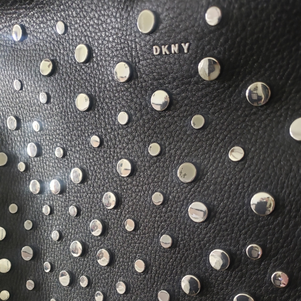 *NEW* DKNY Wes Hobo Bag - Picture 4 of 10